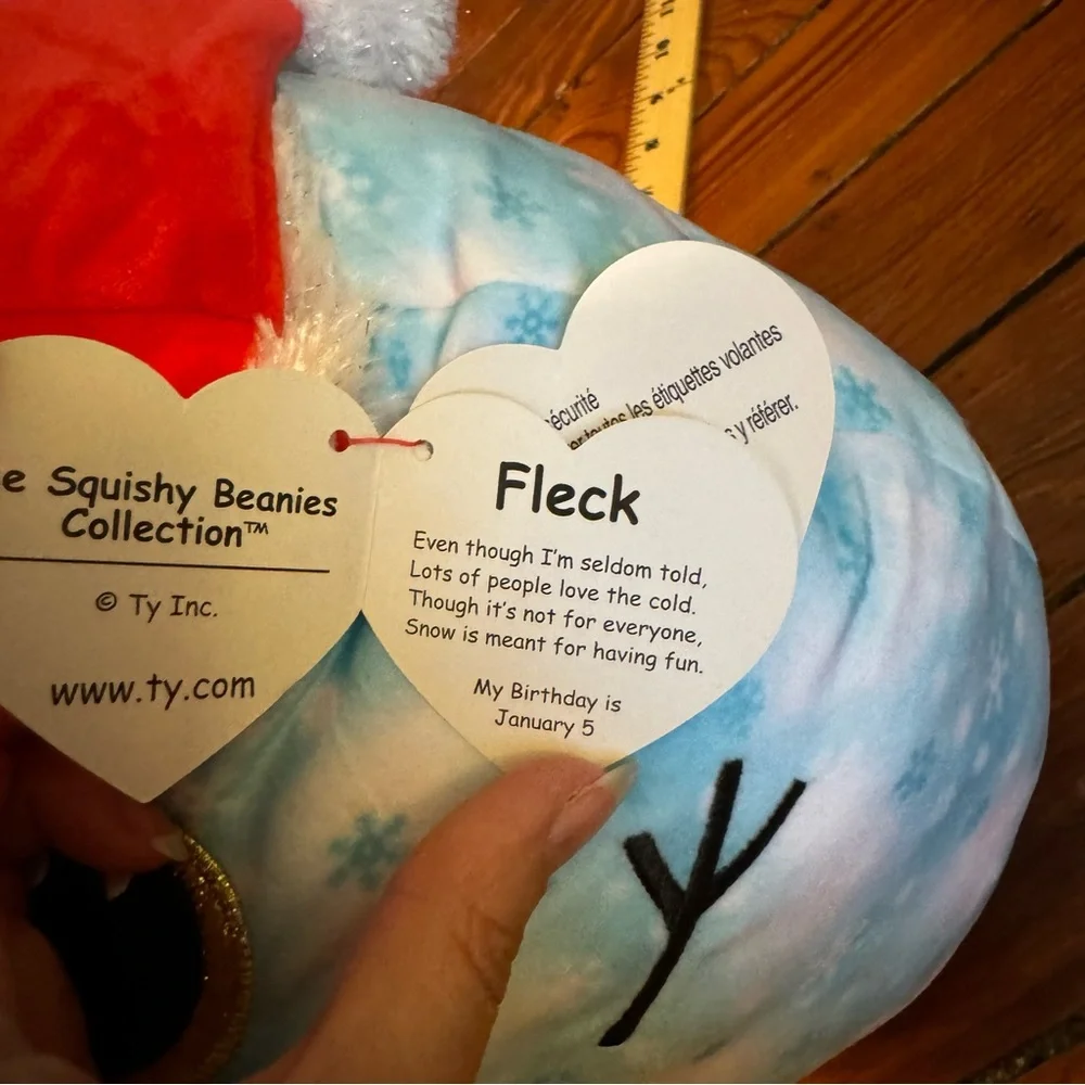 Ty Squishy Beanies FLECK The Snowman NWT Plush Pillow